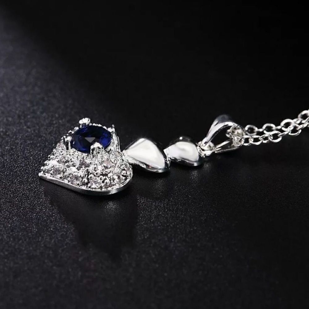 The Something Blue Heart pendant necklace in sapphire and 925 - Picture 7 of 11